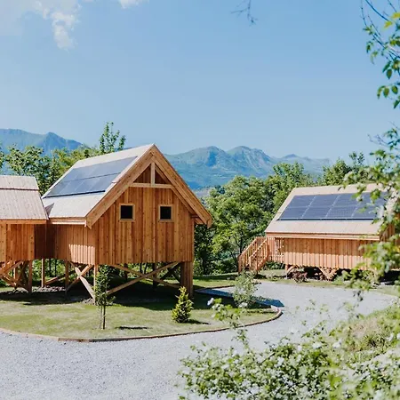 Les Du Dauphine Et Logis A La Ferme Holiday home